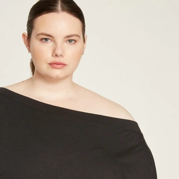 Universal Standard Dolci Short Sleeve Top Black Size 2X | 30-32 - Picture 5 of 9